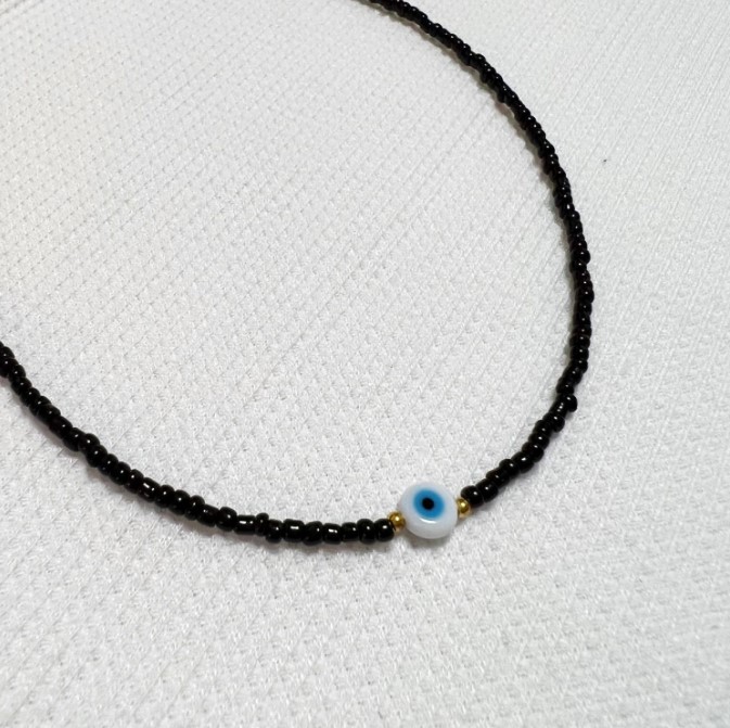 שרשרת קולר עין - אחרונות בשחור