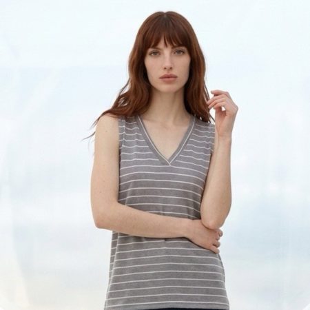 גופיה וי סלאב פסים- אחרונות בורוד