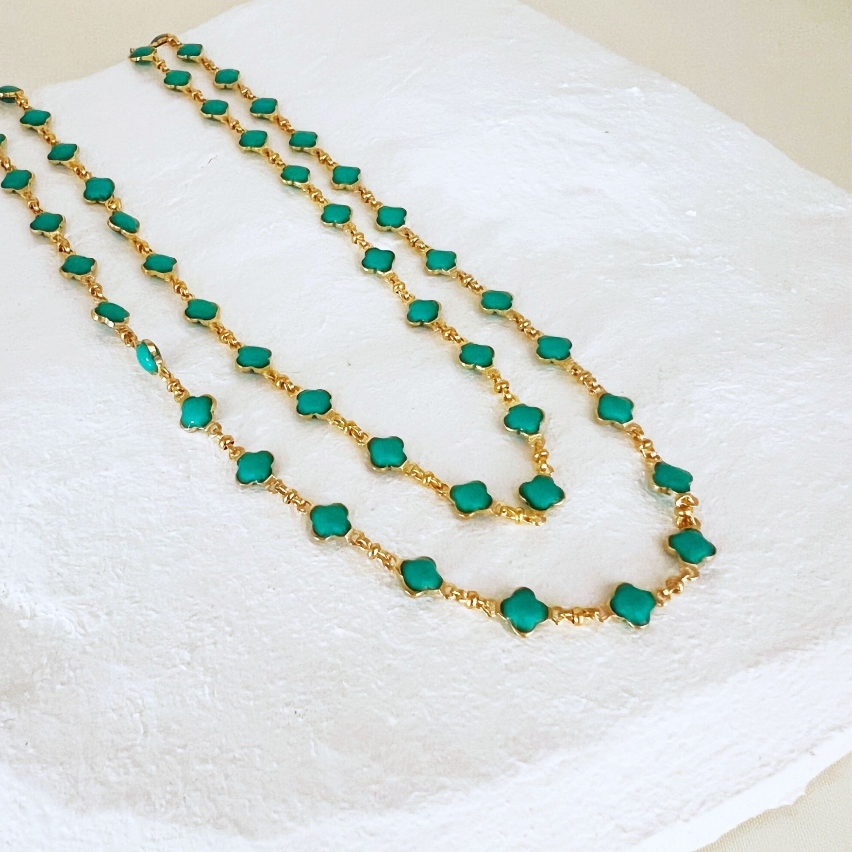 שרשרת בייסיק פרחים זהב – תמונה 4