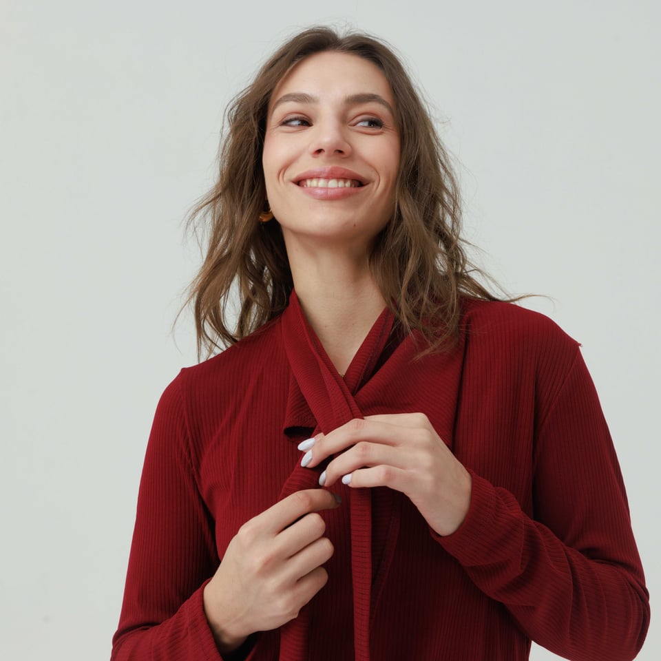 חולצה ורסטילית- אינסוף אפשרויות בחולצה אחת! – תמונה 4